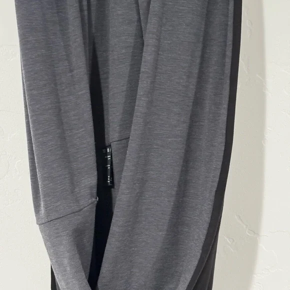 NOBULL Black Apparel Tag - Picture 2 of 6